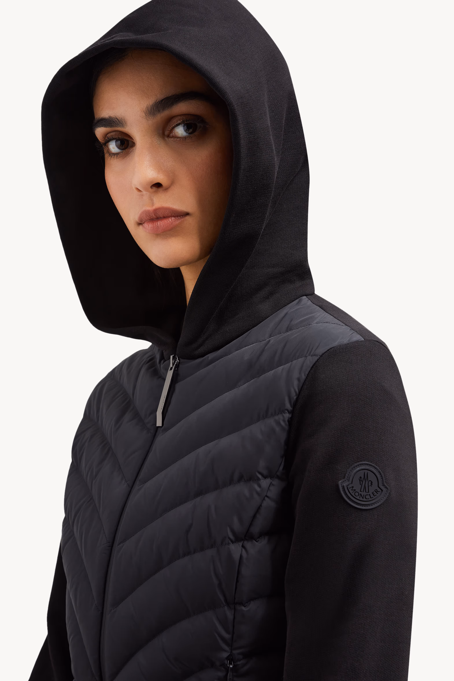 Cárdigan con capucha y cremallera de algodón con acolchado diagonal Mujer Negro Moncler 4